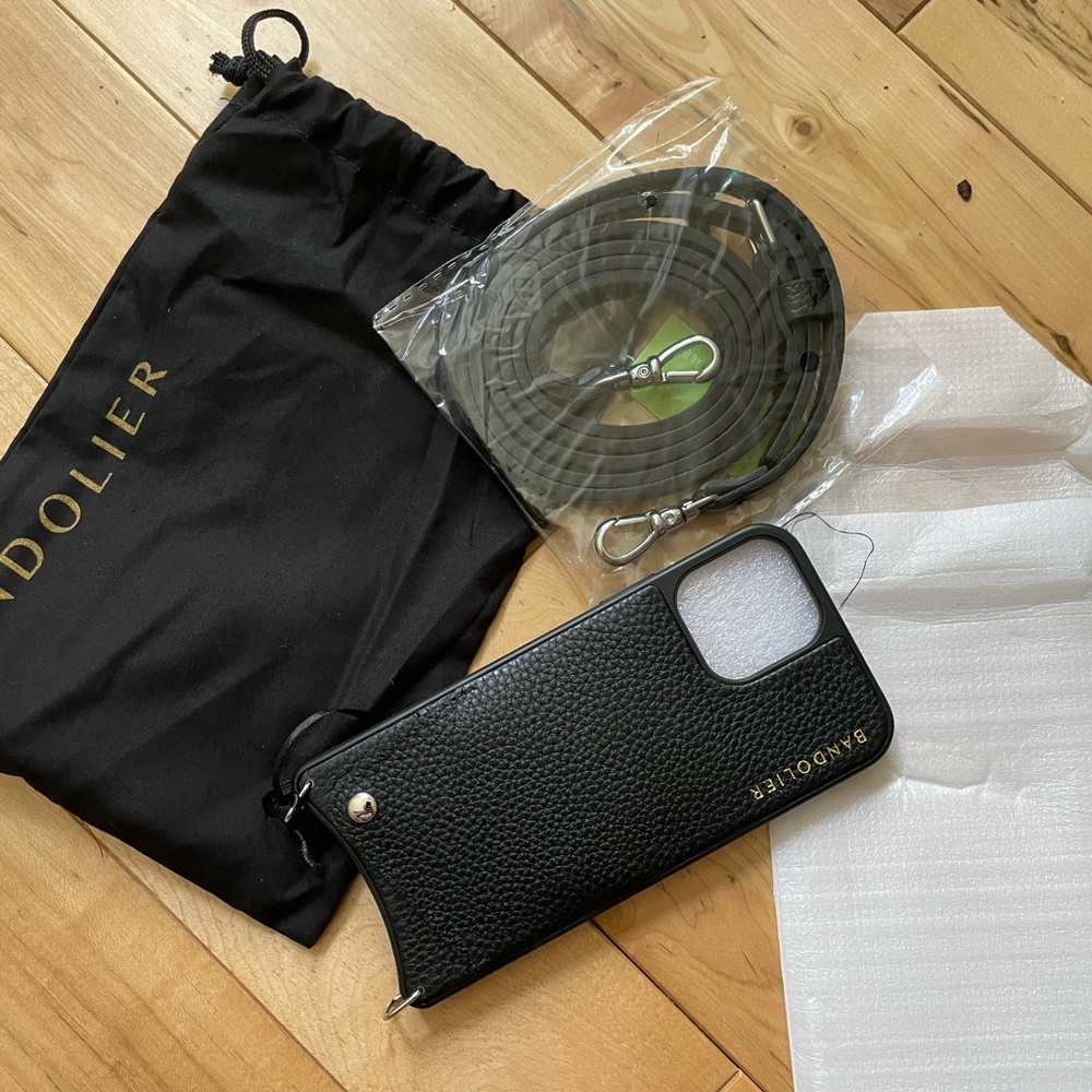 iPhone 12 / 12 pro Bandolier phone case & strap